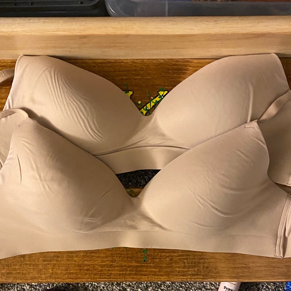 Soma Strapless Seamless Bra in Nude